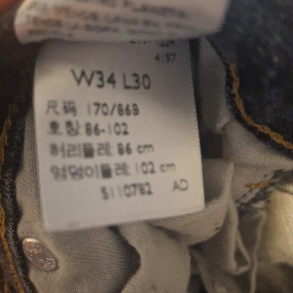 Levi's Men's Straight Leg Denim Jeans in Medium Blue Wash - Picture 3 of 3